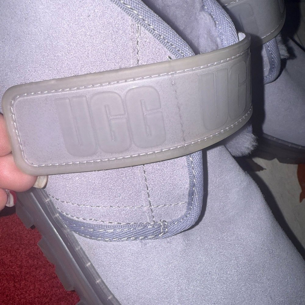 UGG Neumel Clear boots in the color June Gloom - Picture 3 of 8